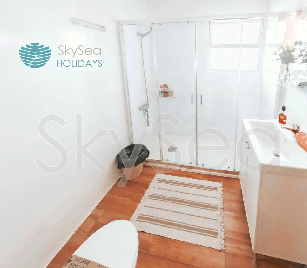 Апартаменти Skysea Holidays Malaga Bailen Екстер'єр фото